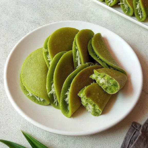 Martabak Lipat Pandan