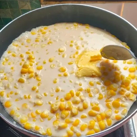 Masukkan 2 sdm Mentega