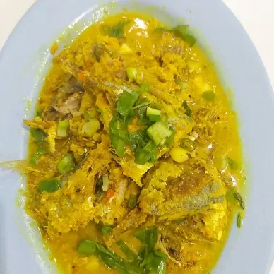 ikan kembung bumbu kuning