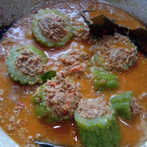 Koreksi rasa, jika dirasa sudah sesuai. Kemudian, angkat dan sajikan!