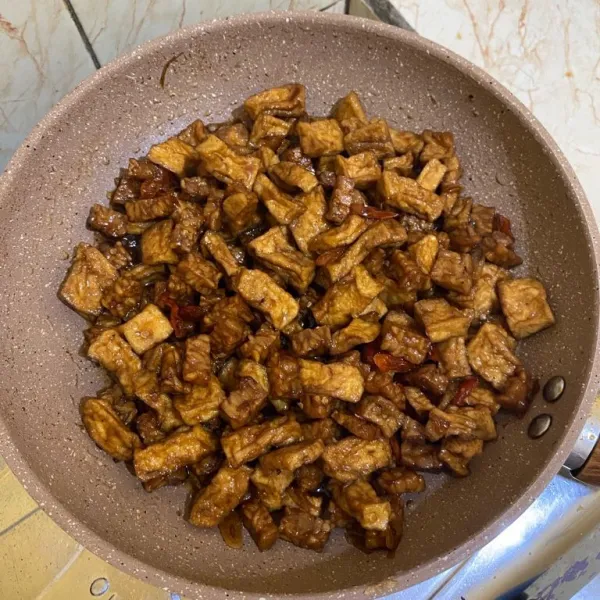 Orek tempe siap disajikan