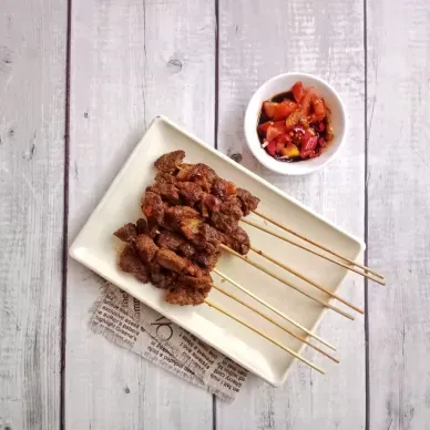 Sate sapi bumbu kari