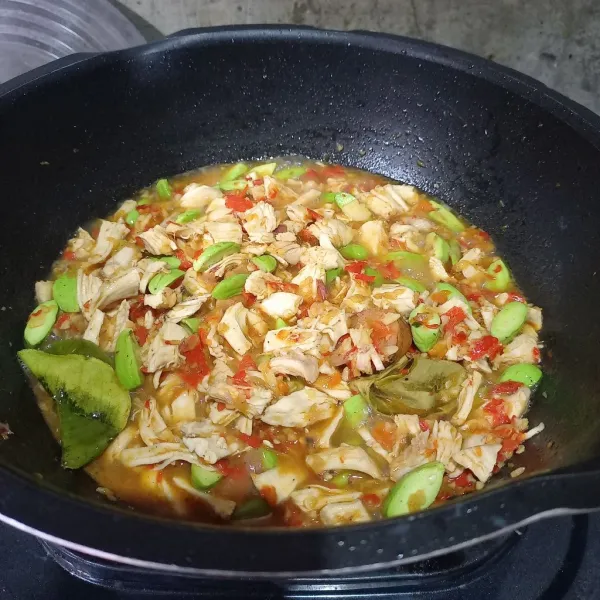 Masak sampai matang dan bumbu meresap. Jangan lupa cek rasa ya sobat yummy.