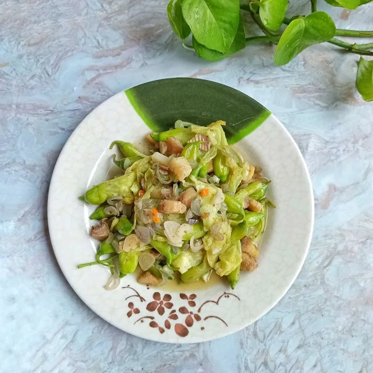 Tumis Kembang Turi Jambal Roti