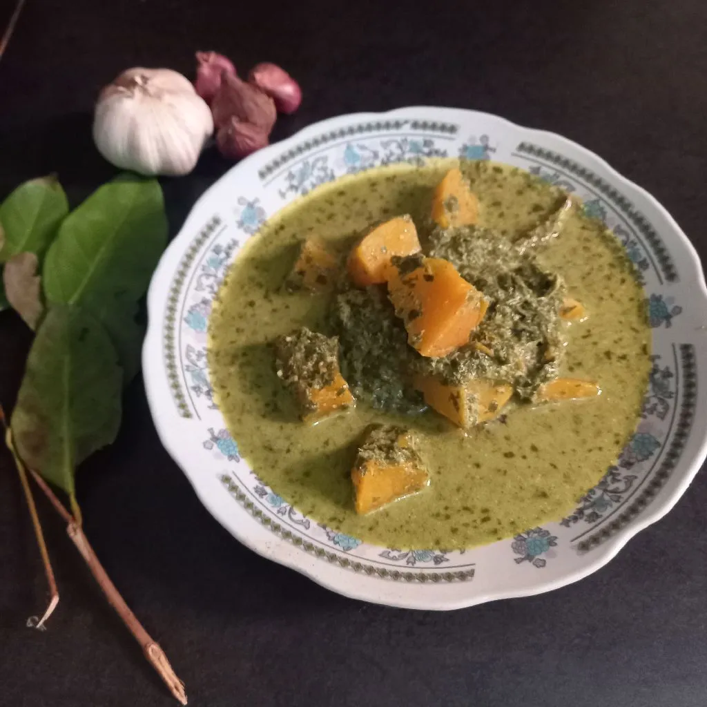 Gulai Labu Pucuk Ubi Tumbuk