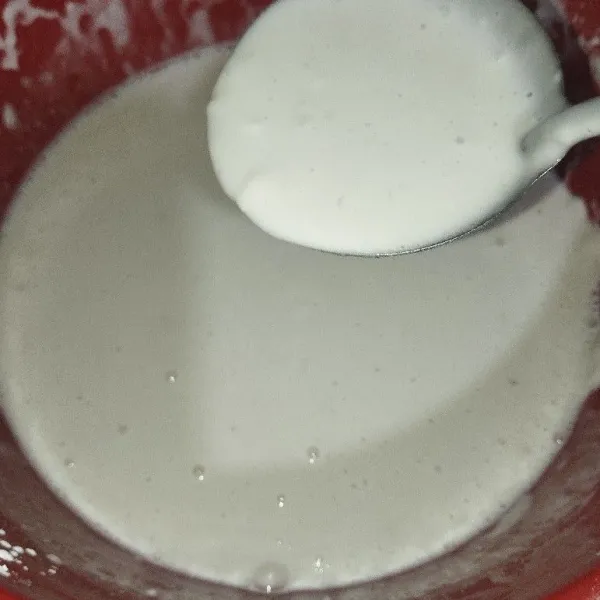 Cetak adonan dalam teflon.