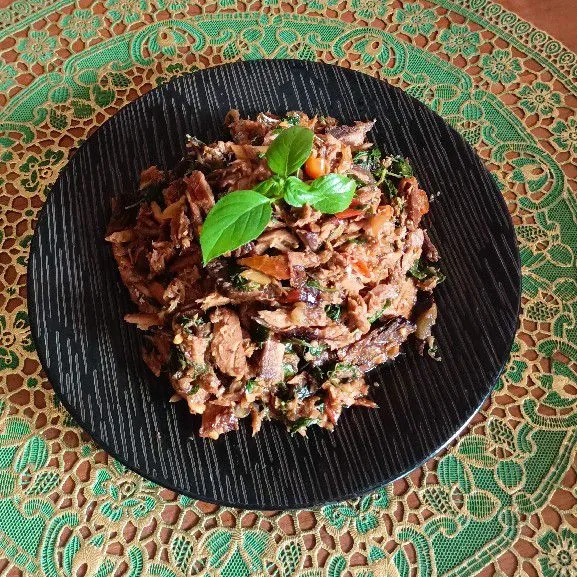 Ikan Tuna Suwir Kemangi