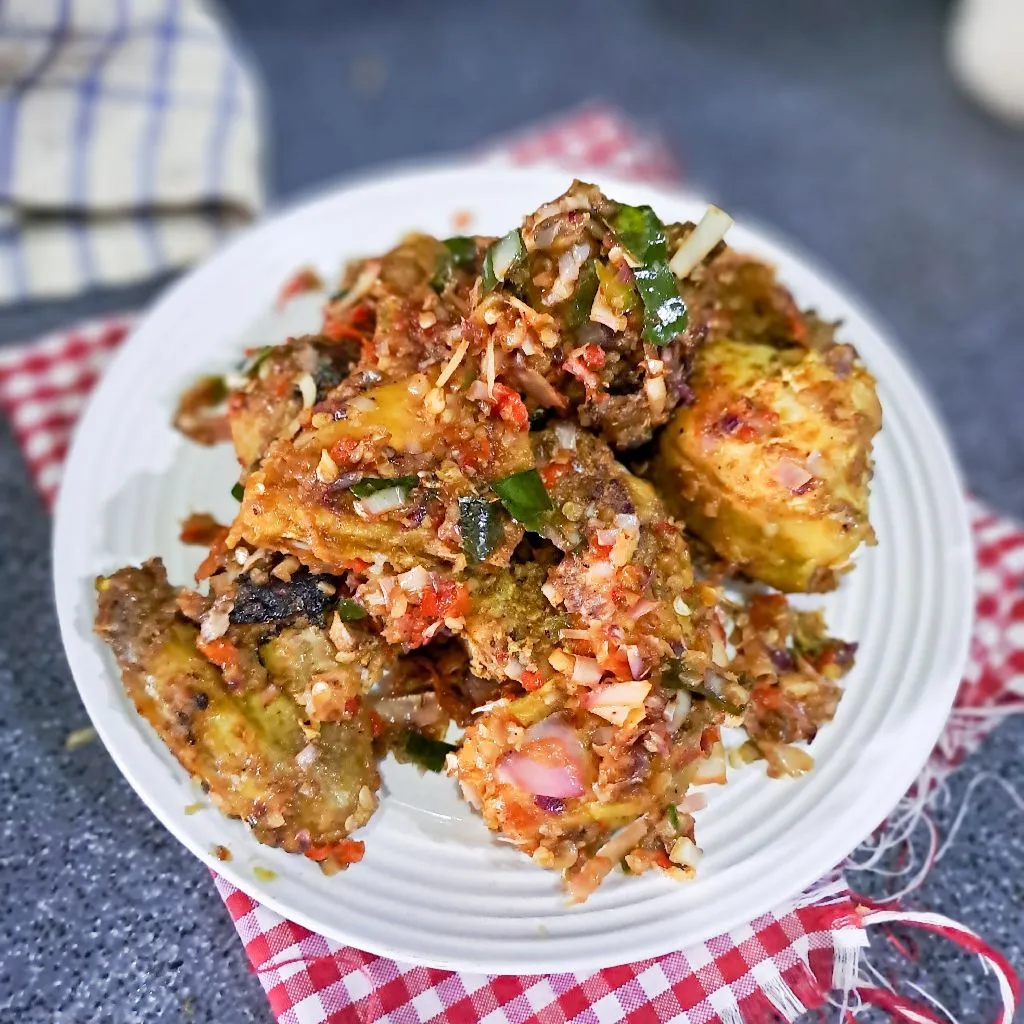 Ayam bumbu kecombrang