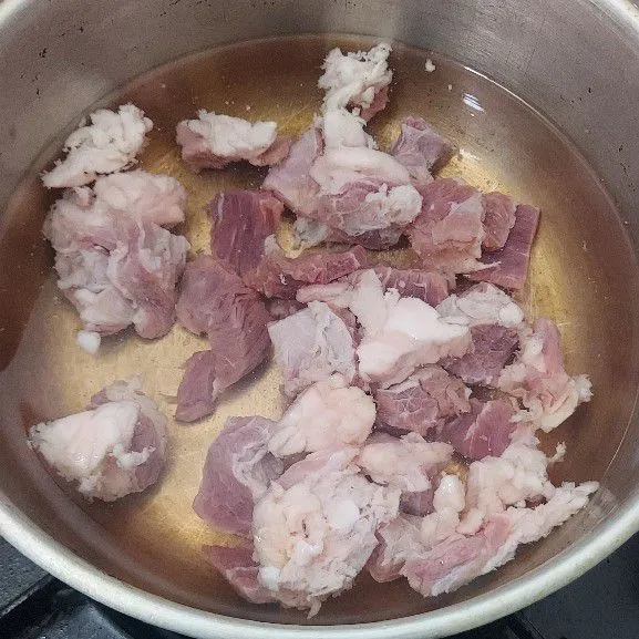 Rebus daging selama 7 menit