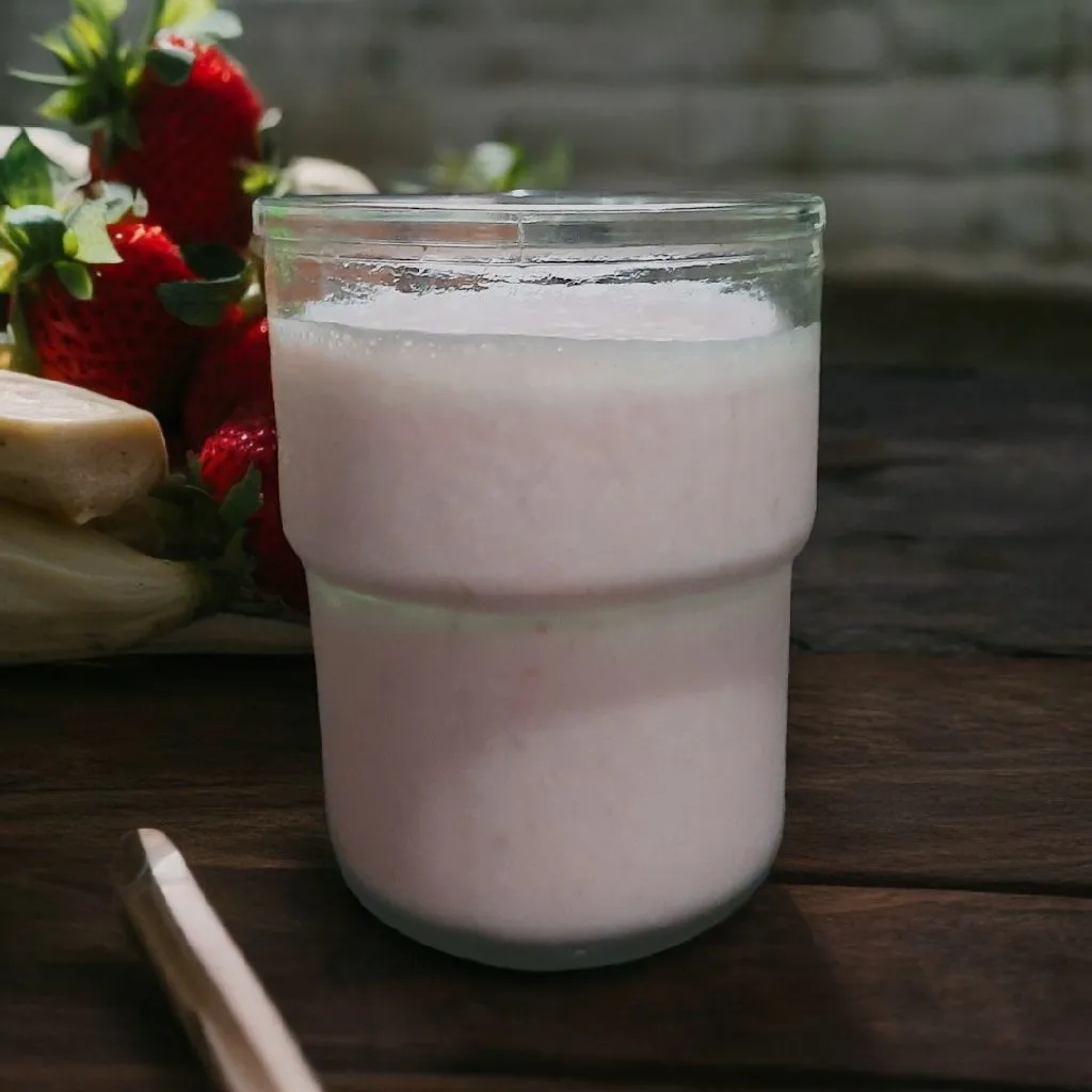 Banana Strawberry Yogurt Blend