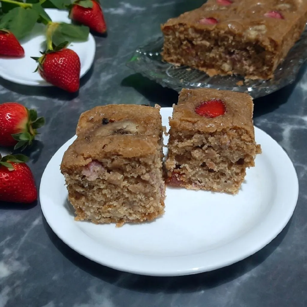 Apple Banana berry Crumble Cake