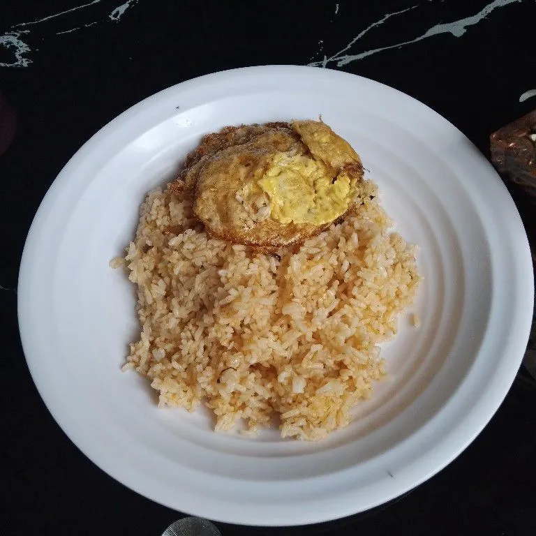 Nasi goreng telor ceplok