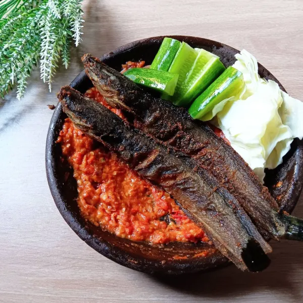 Penyetan Lele Goreng