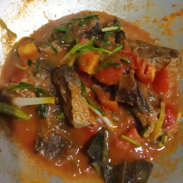 Masak hingga air menyusut koreksi rasa dan siap di sajikan