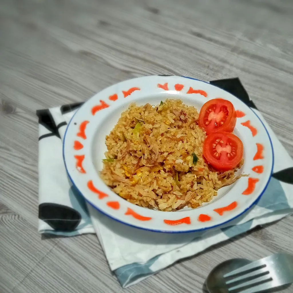 Nasi Goreng Pedas Bebek Suwir