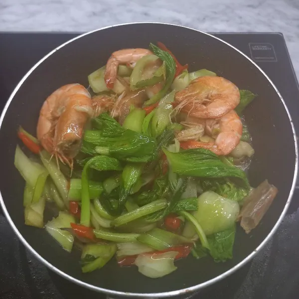 Masak sampai daun layu, koreksi rasa