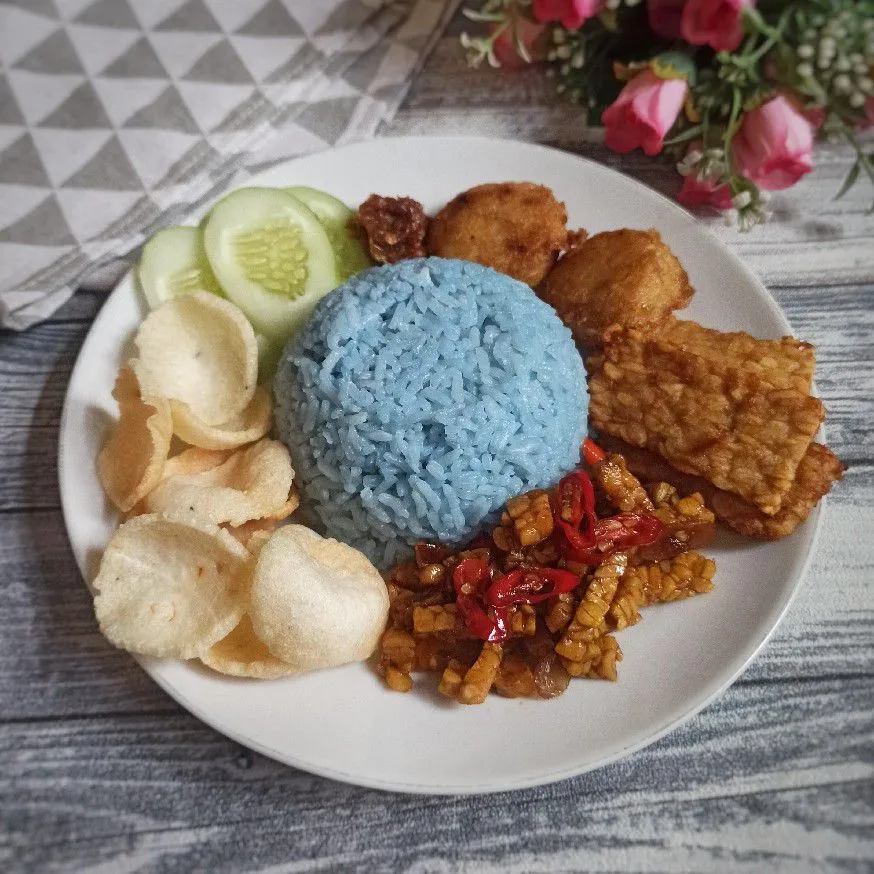 Nasi Uduk Bunga Telang