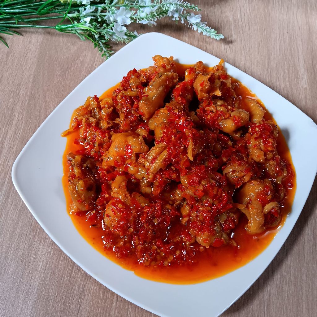 Bahan-bahan ceker pedas sederhana yang siap digunakan