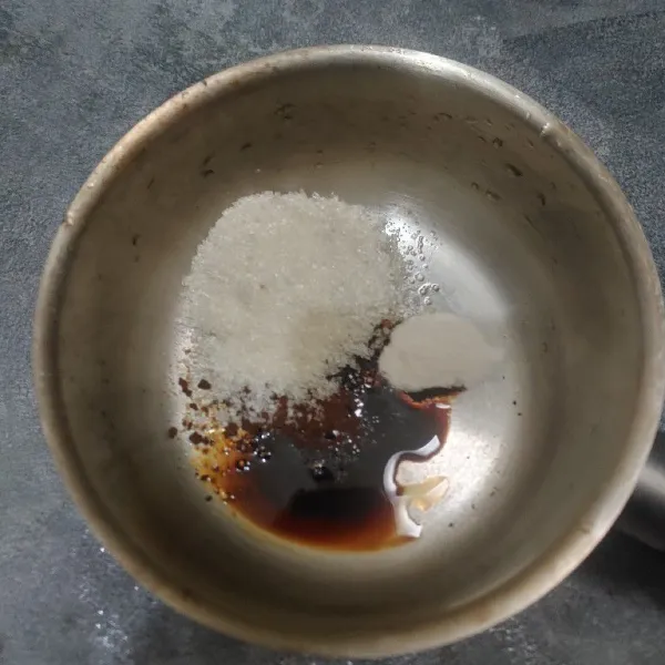 Puding kopi masukan semua bahan jadi satu.