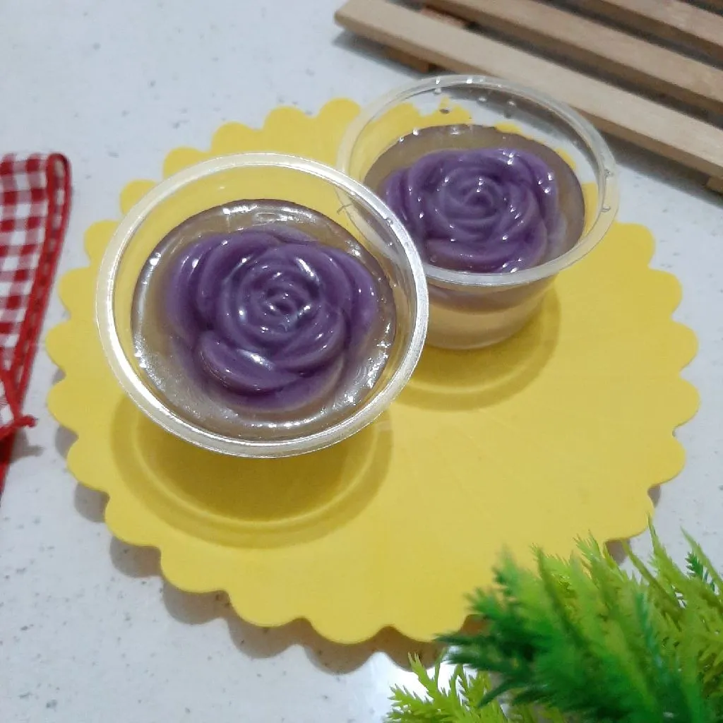 Puding mawar kaca