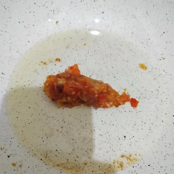 Tumis bumbu hingga matang.