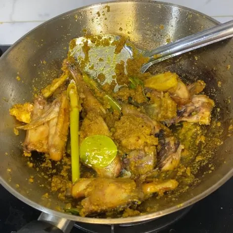 Masukkan ayam