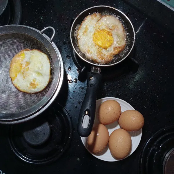 Ceplok telur, sisihkan