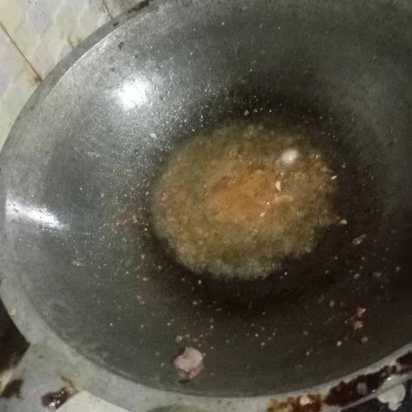 Lanjut goreng terasi hingga kecoklatan