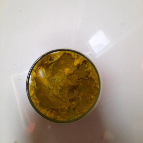 Masukan alpukat yg di kocok tadi ke dlm gelas