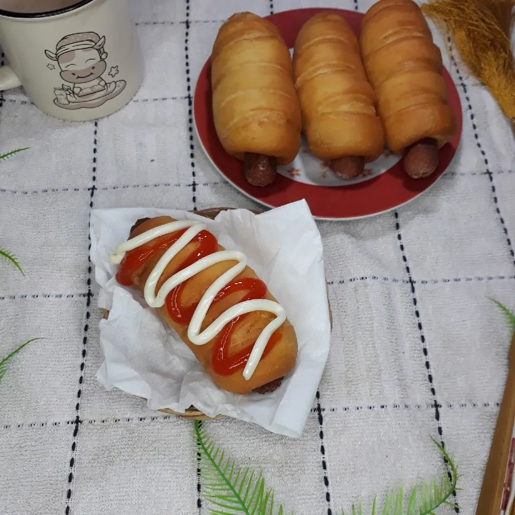 Roti Goreng Sosis
