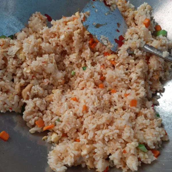 Koreksi rasa. Siap disajikan