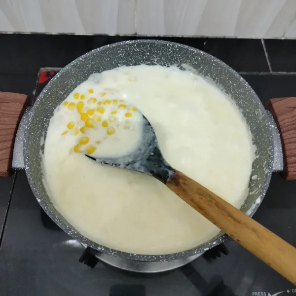 Masak sambil di aduk hingga meletup letup,lalu angkat.