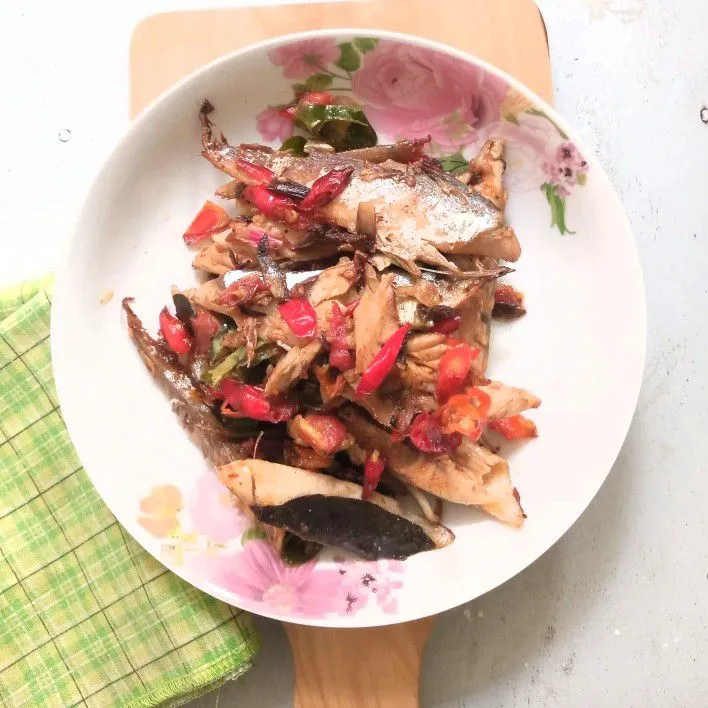 Tumis Ikan Pindang
