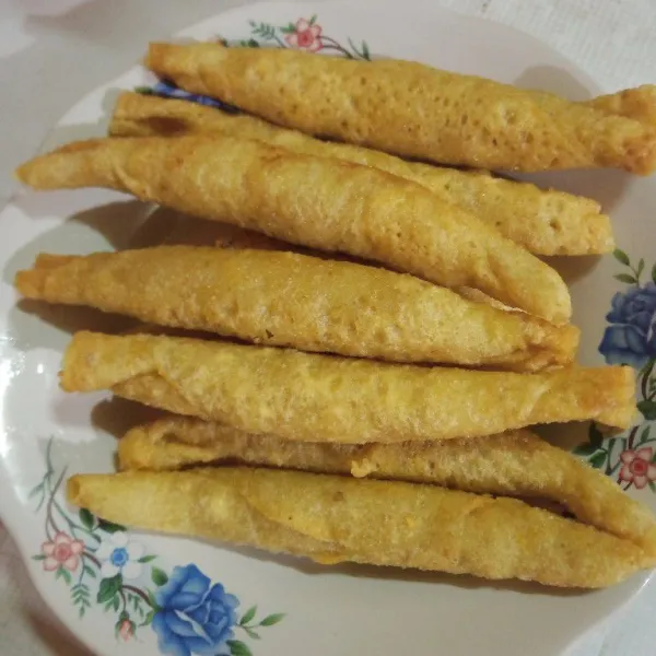 Goreng adonan dan sotong siap di sajikan, selamat mencoba.