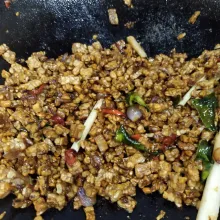 Masak sampai bumbu meresap.