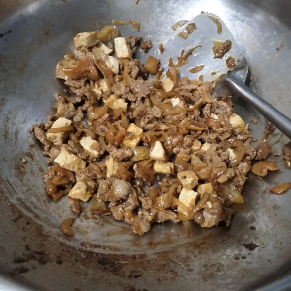 Masak hingga matang dan siap disajikan.