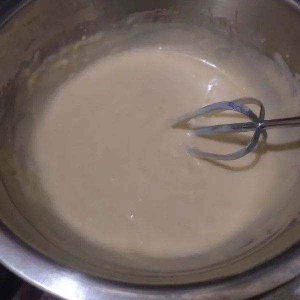 Adonan kental seperti ini.