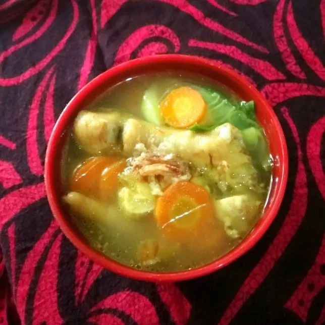 Sop ayam kuning