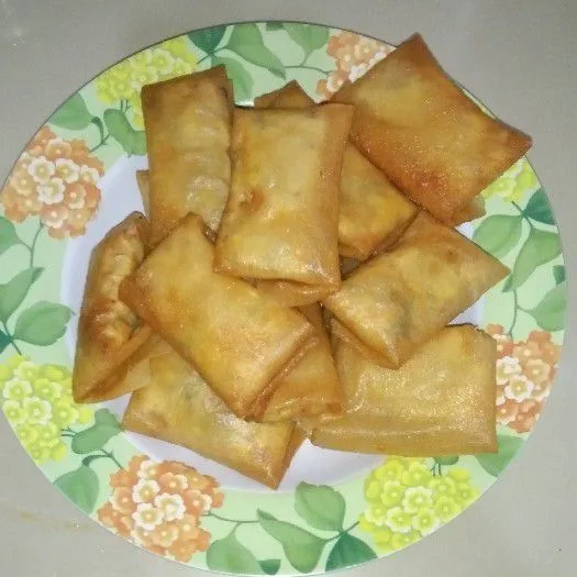 Martabak tahu kornet