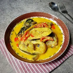 Gulai Kuning Ikan Patin
