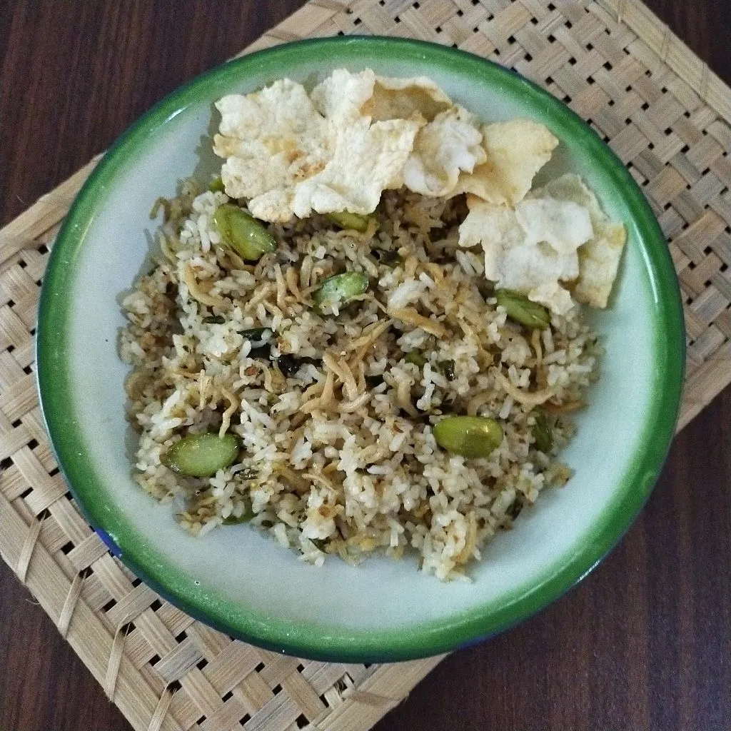 Nasi goreng cabai hijau