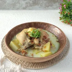 Kare Ayam Kentang