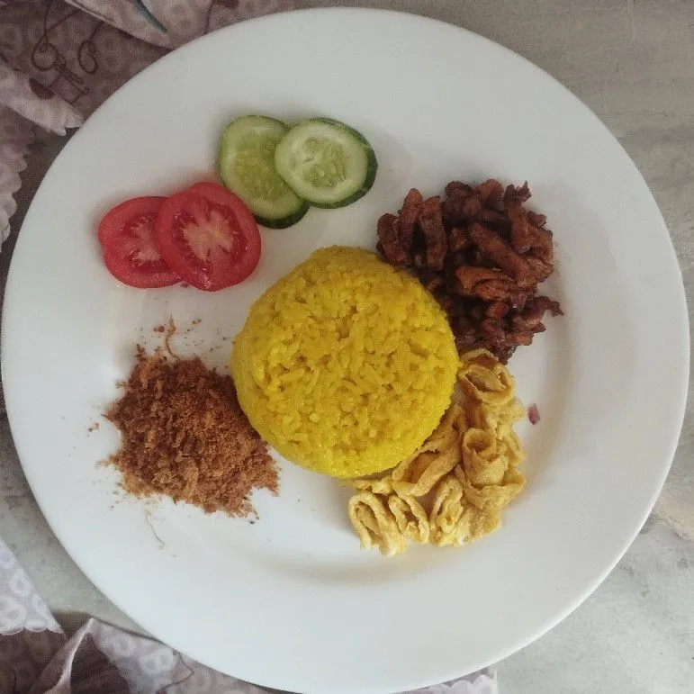 Nasi Kuning Rice Cooker