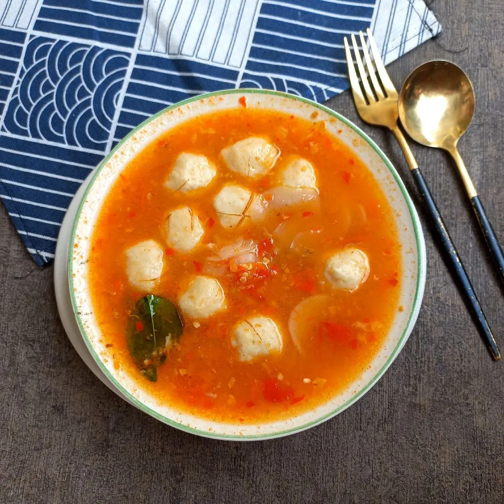 Seblak Kuah Bakso Ayam Pedas