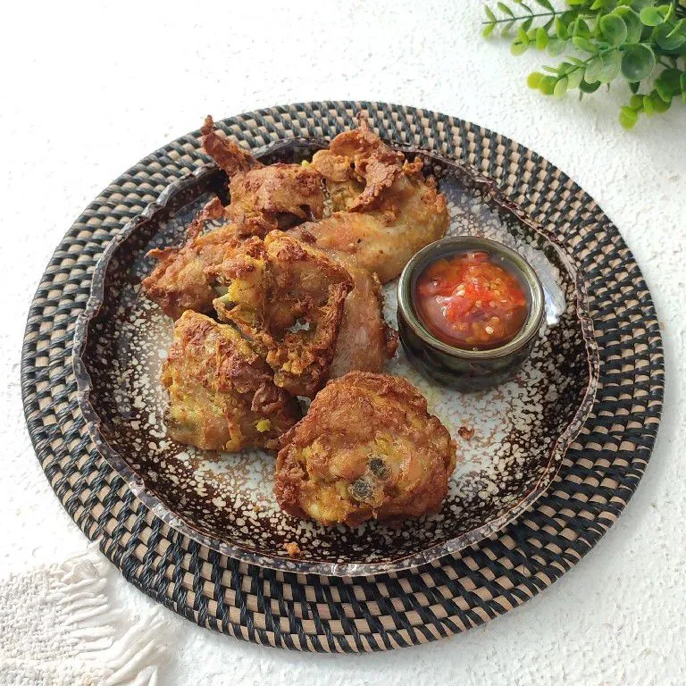 Ayam Goreng Telur Terasi No Ungkep