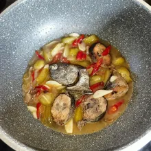 Masak sampai meresap, koreksi rasanya dan siap disajikan.