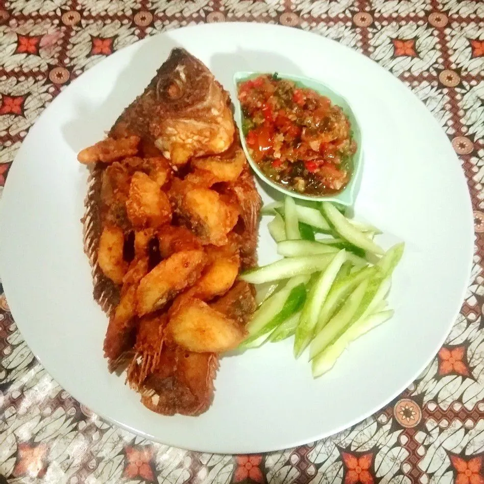 Mujaher goreng sambal pelangi