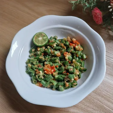 Pencok Kacang Panjang