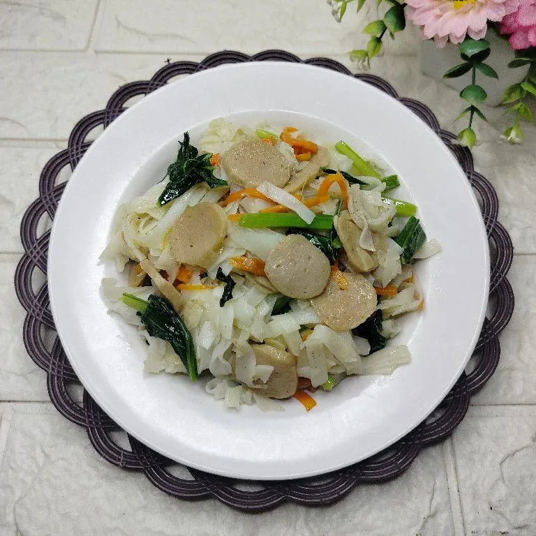 Kwetiaw Goreng Sayur Bakso Sapi