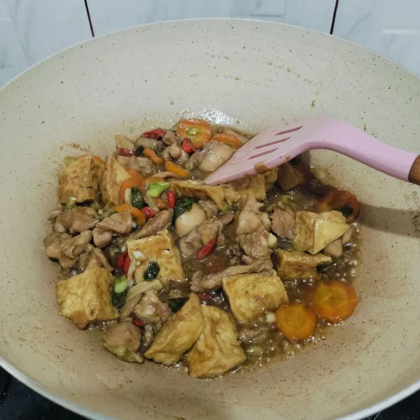 jika kuahnya sudah mengental dan mengering siap dinikmati